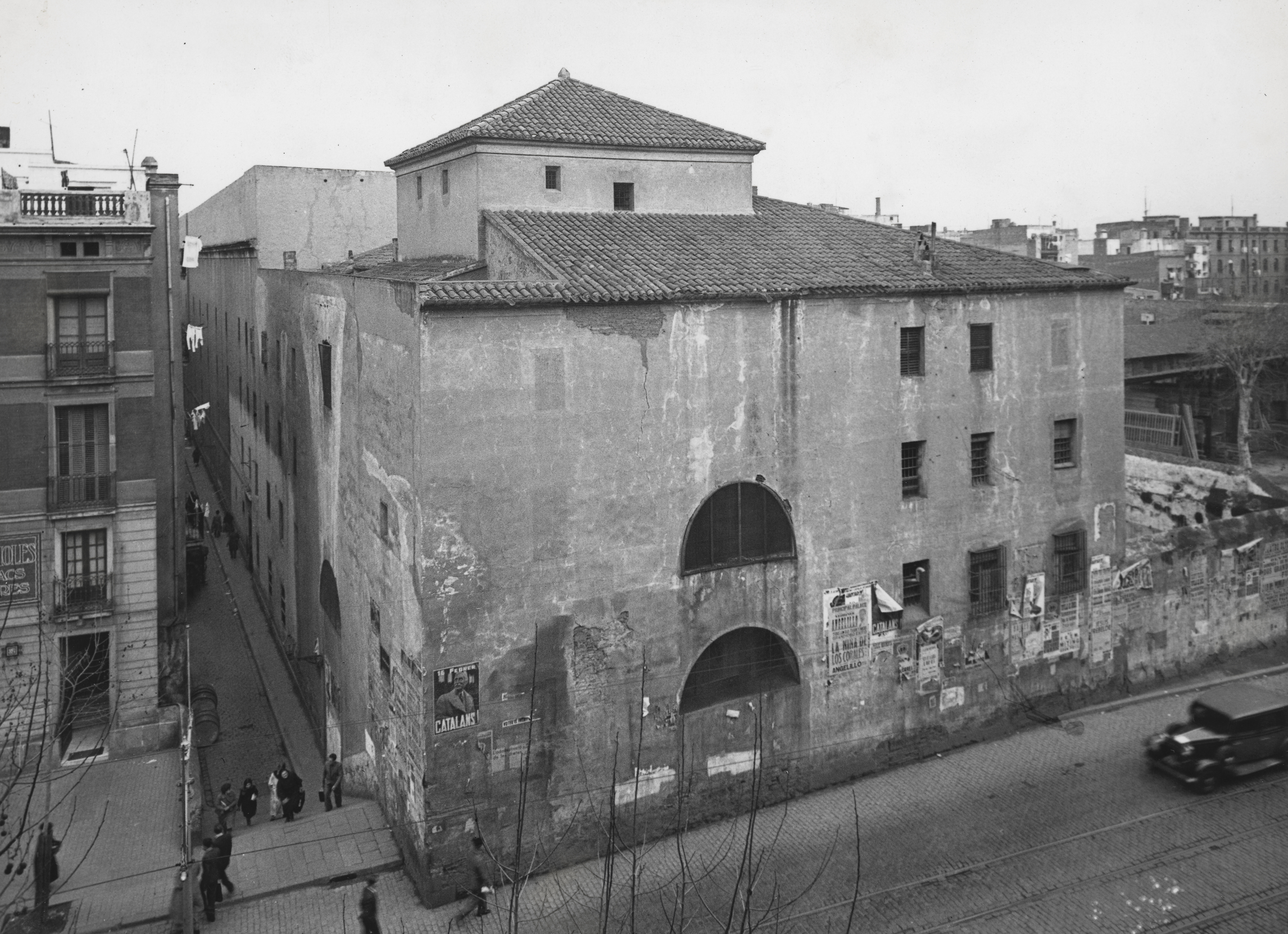 Arxiu Fotogràfic de Barcelona. AFB1-001 Ajuntament de Barcelona. Presó de dones de Reina Amàlia. 05/03/1936