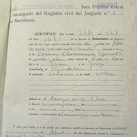 Certificat de defunció de Carmen Clamamunt incorporat al sumaríssim d'urgència 2.863 de Badalona. Archivo Tribunal Militar Territorial Tercero (ATMT3)
